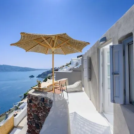 Beautiful Santorini 1 Bedroom Blissful Retreat Breathtaking Caldera Sea Views Outdoor Hot Tub