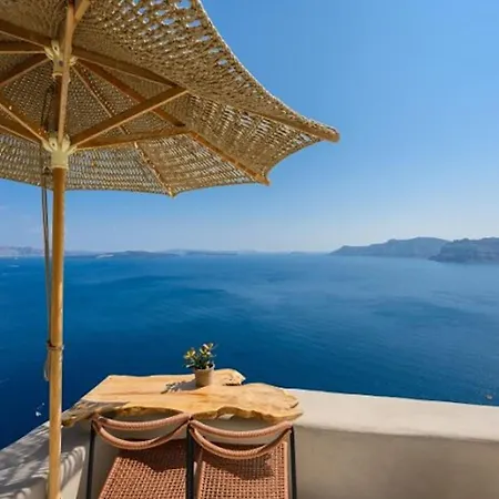 Beautiful Santorini 1 Bedroom Blissful Retreat Breathtaking Caldera Sea Views Outdoor Hot Tub * Ia